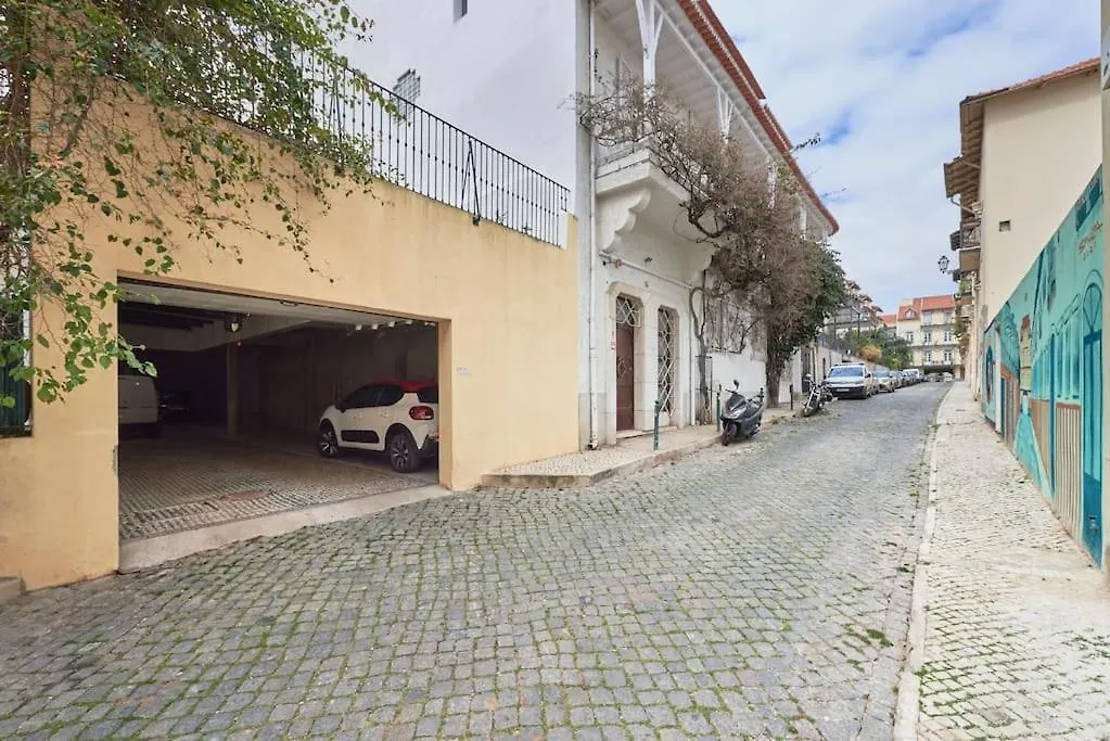 Charming Duplex With Private Terrace And Parking Διαμέρισμα Lisboa