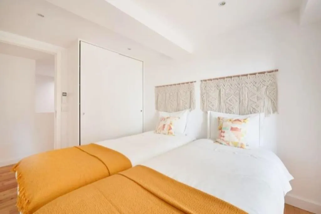 Charming Duplex With Private Terrace And Parking Διαμέρισμα Lisboa